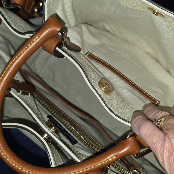 Dooney & Bourke Large Barlow Bag - Picture 7 of 10